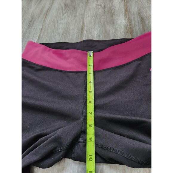 North Face Flash Dry Compression Capri Leggings Black Pink Cancer Awareness XL - Picture 8 of 12